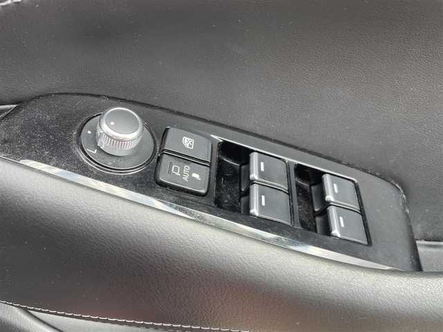 マツダ マツダ６セダン XD プロアクティブ 富山県 2020(令2)年 8.7万km ソウルレッドクリスタルM ４ＷＤ／/ワンオーナー／/メーカーナビ／/フルセグＴＶ／/Ｂｌｕｅｔｏｏｔｈ／/ＤＶＤ再生／/前席シートヒーター//運転席パワーシート//ステアリングヒーター//スマートキー／/レーダークルーズコントロール／/ＬＥＤオートライト／/後席充電ＵＳＢ２口／/夏タイヤ付純正１7インチＡＷ４本有／/ＥＴＣ/