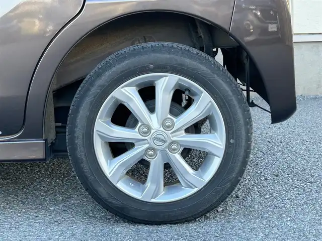日産 デイズ ルークス ハイウェイスターX 茨城県 2019(令1)年 1.5万km アッシュブラウンM 純正ナビ/Bluetooth/パノラミックビューモニター/リアエアコン/片側パワースライドドア/ETC/LEDヘッドライト/純正アルミホイール/純正フロアマット/レーンキープアシスト/コーナーセンサー/USB入力端子/スマートキー