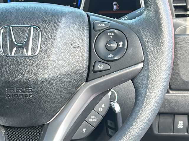 ホンダ フィット 13G F コンフォートED 長野県 2018(平30)年 0.6万km ルージュアメジストM ・純正7インチSDナビゲーション/CD ワンセグTV Bluetooth/・バックカメラ/・ビルトインETC/・ホンダセンシング/・レーンキープアシスト/・レーダークルーズコントロール/・アイドリングストップ/・横滑り防止装置/・ウィンカーミラー/・電動格納ミラー/・スマートキー/・エンジンプッシュスタート