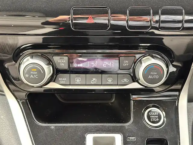 日産 セレナ ハイウェイスター プロパイロットED 宮城県 2017(平29)年 8.5万km ブリリアントホワイトパール プロパイロット/エマージェンシーブレーキ/車線逸脱警報/車線逸脱防止支援/踏み間違い衝突防止アシスト/標識検知システム/コーナーセンサー/アルパインフリップダウンモニター/社外7インチナビ/(フルTV/CD/DVD/SD/BT)/バックカメラ/ビルトインETC/両側パワースライドドア/ハンズフリーオートスライド/オートエアコン/革巻きステアリング/ステアリングスイッチ/オートライト/アイドリングストップ/サンシェード/プッシュスタート＆スマートキー/ウインカー付き電動格納ミラー/ドアバイザー/スペアキー/横滑り防止/LEDヘッドライト/フォグランプ/純正フロアマット/純正16インチAW