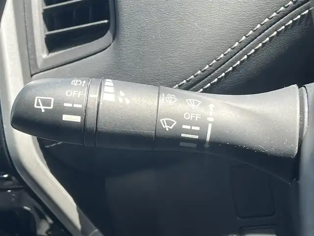 日産 セレナ ハイウェイスター 秋田県 2017(平29)年 8.5万km ブリリアントホワイトパール ４WD/衝突軽減システム/LEDヘッドライト/両側パワスラ/社外ナビ/フルセグ/社外アルミ/スマートキー/アイドリングストップ/プッシュスタート/クルーズコントロール/ステアリングスイッチ/フリップダウンモニター/純正エンジンスターター/社外フロアマット/純正ドアバイザー/オートライト/ダブルオートエアコン/パワーステアリング/パワーウィンドウ/レベライザー/横滑り防止/盗難防止装置/寒冷地仕様/電動格納ウィンカーミラー/取扱説明書