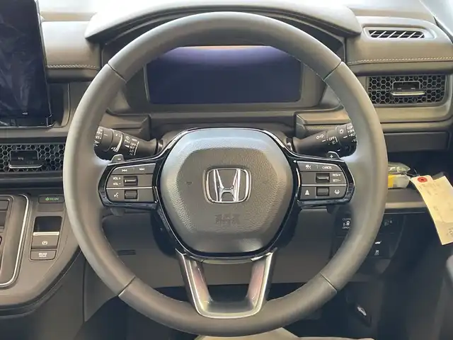 ホンダ ステップワゴン スパーダ eHEV 埼玉県 2025(令7)年 0.1千km プラチナホワイトパール ホンダセンシング/純正11.4インチナビ/　　CD/DVD/BT/フルセグTV/バックカメラ/両側パワースライドドア/パワーテールゲート/アダプティブクルーズコントロール/LEDオートライト/ハーフレザー/シートヒーター/純正16インチAW/パドルシフト/ステアリングスイッチ/プッシュスタート/禁煙車