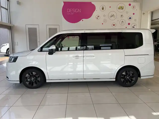 ホンダ ステップワゴン スパーダ eHEV 埼玉県 2025(令7)年 0.1千km プラチナホワイトパール ホンダセンシング/純正11.4インチナビ/　　CD/DVD/BT/フルセグTV/バックカメラ/両側パワースライドドア/パワーテールゲート/アダプティブクルーズコントロール/LEDオートライト/ハーフレザー/シートヒーター/純正16インチAW/パドルシフト/ステアリングスイッチ/プッシュスタート/禁煙車