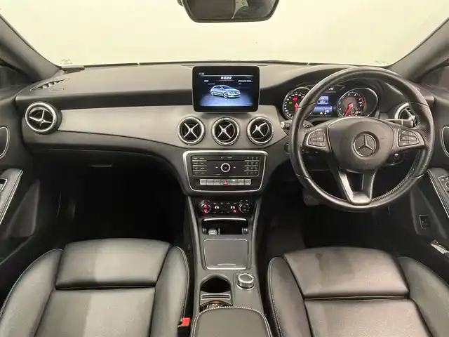 メルセデス・ベンツ ＣＬＡ２２０ Sブレイク 4MATIC 岡山県 2019(平31)年 3.8万km コスモスブラック 純正コマンドナビ/リアカメラ/レーダーセーフティーパッケージ/シートヒーター/パワーシート（D）/アイドリングストップ/フルセグTV/Bluetooth/アップルカープレイ/ESP/アクティブブレーキアシスト/アテンションアシスト/ＢＳＡ/ＬＫＡ/オートライト/ＬＥＤヘッドライト/ＰＤＣ/パワーテールゲート