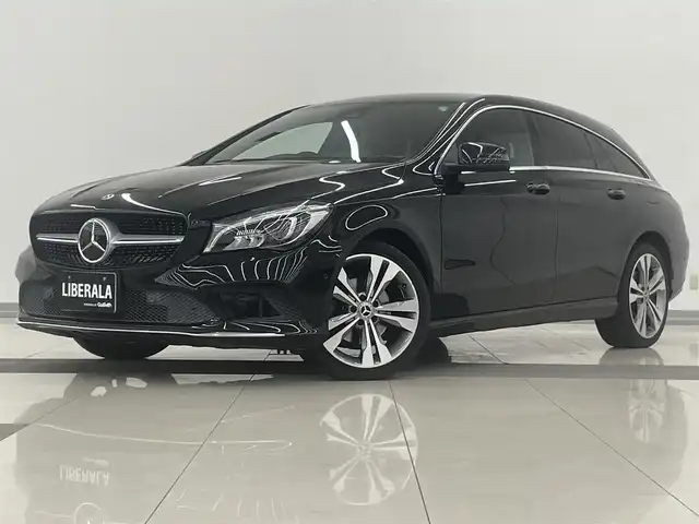 メルセデス・ベンツ ＣＬＡ２２０ Sブレイク 4MATIC 岡山県 2019(平31)年 3.8万km コスモスブラック 純正コマンドナビ/リアカメラ/レーダーセーフティーパッケージ/シートヒーター/パワーシート（D）/アイドリングストップ/フルセグTV/Bluetooth/アップルカープレイ/ESP/アクティブブレーキアシスト/アテンションアシスト/ＢＳＡ/ＬＫＡ/オートライト/ＬＥＤヘッドライト/ＰＤＣ/パワーテールゲート