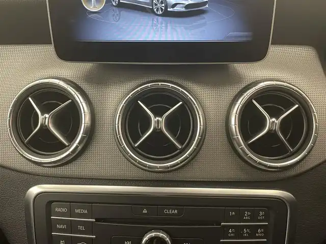 メルセデス・ベンツ ＣＬＡ２２０ Sブレイク 4MATIC 岡山県 2019(平31)年 3.8万km コスモスブラック 純正コマンドナビ/リアカメラ/レーダーセーフティーパッケージ/シートヒーター/パワーシート（D）/アイドリングストップ/フルセグTV/Bluetooth/アップルカープレイ/ESP/アクティブブレーキアシスト/アテンションアシスト/ＢＳＡ/ＬＫＡ/オートライト/ＬＥＤヘッドライト/ＰＤＣ/パワーテールゲート