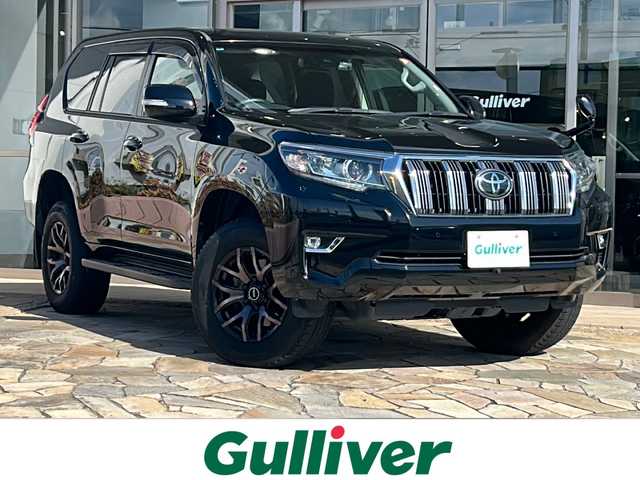 トヨタ ランドクルーザー プラド TX 静岡県 2021(令3)年 2.8万km アティチュードブラックマイカ 純正SDナビ/・CD/・DVD/・フルセグＴＶ/・Bluetooth/・USB/・AM/・FM/主要装備/・衝突軽減/・レーンキープ/・追従クルコン/・コーナーセンサー前後/・踏み間違い防止/・バックカメラ/・ビルトインETC/・ドラレコ前後/・MTモード付/・純正フロアマット/・社外/純正アルミホイール/・LEDヘッドライト/・オートハイビーム/・ヘッドライトウォッシャー/・スマートキー/・プッシュスタート