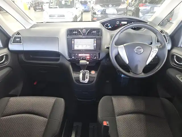 日産 セレナ ハイウェイスター Vセレクション 香川県 2012(平24)年 7.6万km スチールブルー 〇純正ナビ/〇両側パワースライドドア/〇バックカメラ/〇ビルトインETC/〇クルーズコントロール/〇SRSエアバッグ/〇アイドリングストップ/〇インテリジェントエアコンシステム/〇革巻きステアリングホイール/〇ブラックジャガード織物/トリコットコンビシート/〇折りたたみ格納式パーソナルテーブル/〇純正16インチアルミホイール/〇インテリジェントキー/〇プッシュエンジンスターター/〇禁煙車