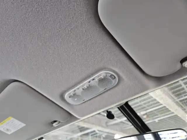 日産 セレナ ハイウェイスター Vセレクション 香川県 2012(平24)年 7.6万km スチールブルー 〇純正ナビ/〇両側パワースライドドア/〇バックカメラ/〇ビルトインETC/〇クルーズコントロール/〇SRSエアバッグ/〇アイドリングストップ/〇インテリジェントエアコンシステム/〇革巻きステアリングホイール/〇ブラックジャガード織物/トリコットコンビシート/〇折りたたみ格納式パーソナルテーブル/〇純正16インチアルミホイール/〇インテリジェントキー/〇プッシュエンジンスターター/〇禁煙車