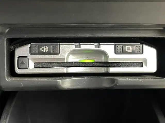 トヨタ アルファード 240S 福島県 2008(平20)年 12.8万km ゴールドパールクリスタルシャイン クリアランスソナー/フリップダウンモニター/純正7インチナビ/・品番：NHDT-W58G/・ワンセグ/TV/BT/HDD/CD/DVD/FM/AM/左側パワースライドドア/HIDライト/・フォグランプ/・オートライト/3列シート/純正18インチアルミホイール付きサマータイヤ/純正フロアマット/ETC/革ステアリング/・ステアリングリモコン/ウィンカーミラー/・電動格納ミラー/・フェンダーミラー/MTモード付AT/プッシュスタート/・スマートキー/・スペアキー