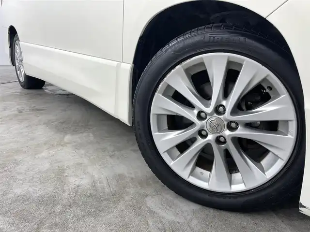 トヨタ アルファード 240S 福島県 2008(平20)年 12.8万km ゴールドパールクリスタルシャイン クリアランスソナー/フリップダウンモニター/純正7インチナビ/・品番：NHDT-W58G/・ワンセグ/TV/BT/HDD/CD/DVD/FM/AM/左側パワースライドドア/HIDライト/・フォグランプ/・オートライト/3列シート/純正18インチアルミホイール付きサマータイヤ/純正フロアマット/ETC/革ステアリング/・ステアリングリモコン/ウィンカーミラー/・電動格納ミラー/・フェンダーミラー/MTモード付AT/プッシュスタート/・スマートキー/・スペアキー