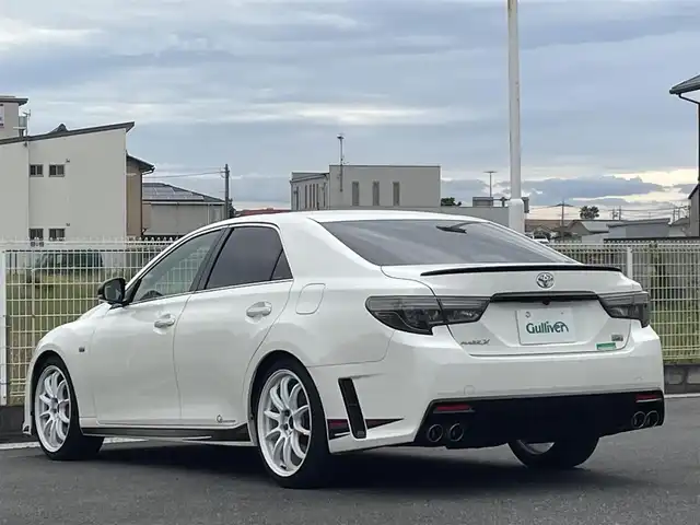 トヨタ マークＸ 250G Sパッケージ G’s 群馬県 2015(平27)年 8.6万km ホワイトパールクリスタルシャイン 純正7型SDナビ　NSZT-T64T/　(CD DVD Bluetooth フルセグTV　AM FM）/純正6.1型フリップダウンモニター　V6N-R61C/バックカメラ/ビルトインETC/LEDヘッドライト/オートライト/革巻きステアリング/ステアリングスイッチ/パドルシフト/クルーズコントロール/ハーフレザーシート/ウィンカーミラー/デュアルエアコン/WORK19インチAW/純正フロアマット/取扱説明書/保証書/スペアキー