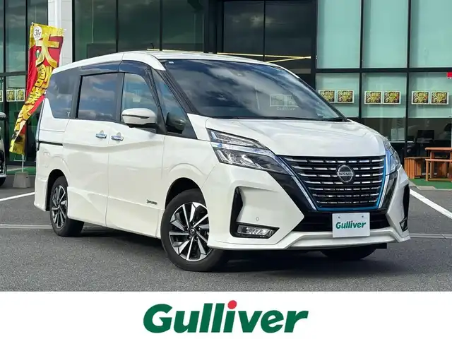 日産 セレナ e－パワー ハイウェイスター V 奈良県 2020(令2)年 4.5万km ブリリアントホワイトパール 純正10インチナビ/（フルセグ/BT/CD/DVD)/純正11インチフリップダウンモニター/プロパイロット/アラウンドビューモニター/ブラインドスポットモニター/前後コーナーセンサー/衝突軽減システム/レーンキープアシスト/両側パワースライドドア/前席シートヒーター/ステアリングヒーター/後席サンシェード/デジタルインナーミラー/前方ドライブレコーダー/ETC/保証書/取り扱い説明書/スペアキーX1