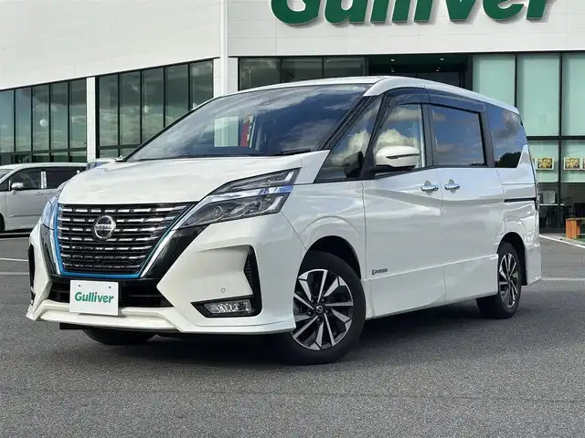 日産 セレナ e－パワー ハイウェイスター V 奈良県 2020(令2)年 4.5万km ブリリアントホワイトパール 純正10インチナビ/（フルセグ/BT/CD/DVD)/純正11インチフリップダウンモニター/プロパイロット/アラウンドビューモニター/ブラインドスポットモニター/前後コーナーセンサー/衝突軽減システム/レーンキープアシスト/両側パワースライドドア/前席シートヒーター/ステアリングヒーター/後席サンシェード/デジタルインナーミラー/前方ドライブレコーダー/ETC/保証書/取り扱い説明書/スペアキーX1