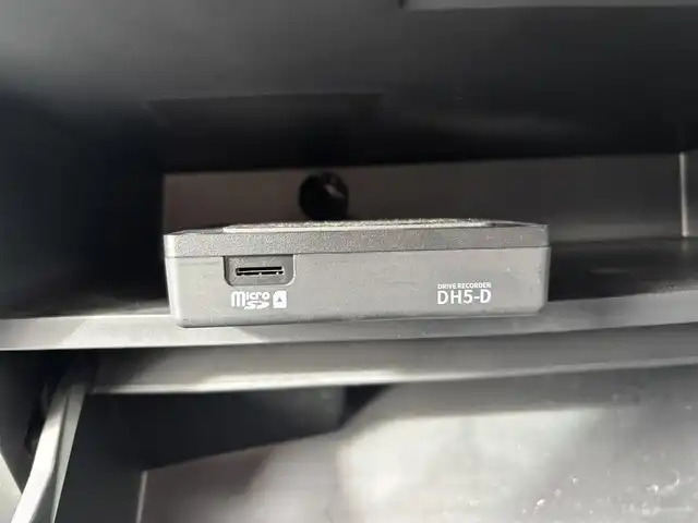 日産 セレナ e－パワー ハイウェイスター V 奈良県 2020(令2)年 4.5万km ブリリアントホワイトパール 純正10インチナビ/（フルセグ/BT/CD/DVD)/純正11インチフリップダウンモニター/プロパイロット/アラウンドビューモニター/ブラインドスポットモニター/前後コーナーセンサー/衝突軽減システム/レーンキープアシスト/両側パワースライドドア/前席シートヒーター/ステアリングヒーター/後席サンシェード/デジタルインナーミラー/前方ドライブレコーダー/ETC/保証書/取り扱い説明書/スペアキーX1