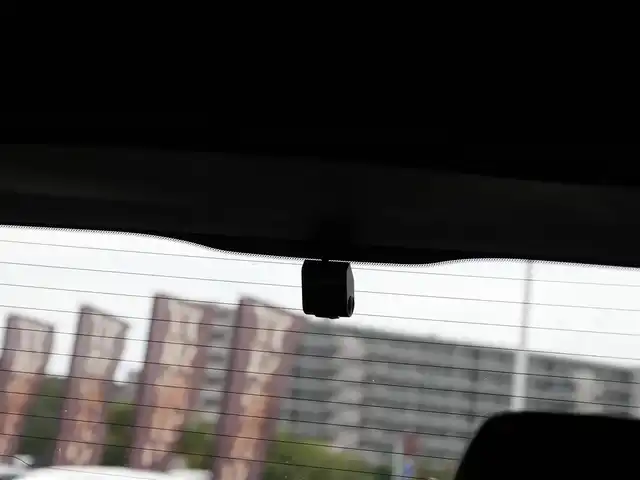 クライスラー・ジープ ジープ グランドチェロキー アルティテュード 静岡県 2019(令1)年 5.9万km ワイン 135台限定モデル/法人ワンオーナー/UconnectナビCarplay対応Bluetooth/フロント サイド バックカメラ/ハーフレザーシート　シートヒーター/デジタルインナーミラー前後ドラレコ/ランニングボード/グロスブラックアクセント/20インチアルミホイール/HIDヘッドライト/ワイヤレス充電/スマートキー/DSRCETC