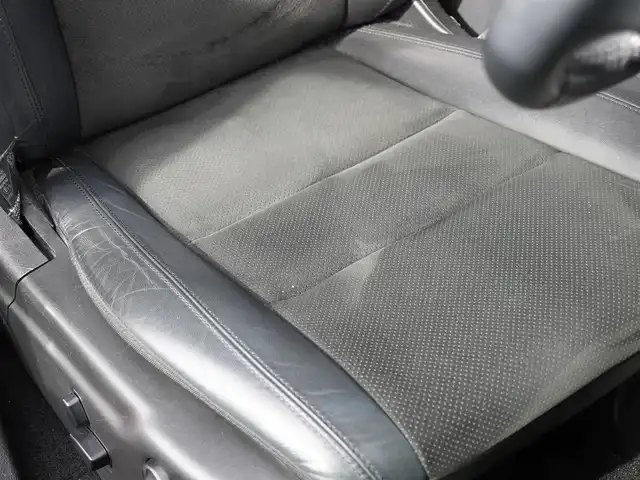 クライスラー・ジープ ジープ グランドチェロキー アルティテュード 静岡県 2019(令1)年 5.9万km ワイン 135台限定モデル/法人ワンオーナー/UconnectナビCarplay対応Bluetooth/フロント サイド バックカメラ/ハーフレザーシート　シートヒーター/デジタルインナーミラー前後ドラレコ/ランニングボード/グロスブラックアクセント/20インチアルミホイール/HIDヘッドライト/ワイヤレス充電/スマートキー/DSRCETC