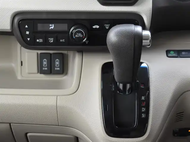 ホンダ Ｎ ＢＯＸ G EX ターボ ホンダセンシング 福岡県 2018(平30)年 7.8万km ブリティッシュグリーンP ホンダセンシング/レーダークルーズコントロール/両側パワースライドドア/純正オーディオ/ビルトインETC/USBポート/パドルシフト/オートリトラミラー/スマートキー/プッシュスタート