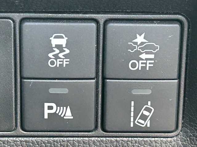 ホンダ ステップワゴン スパーダ eHEV G EXホンダS 栃木県 2020(令2)年 8万km オブシダンブルーパール ホンダセンシング/フリップダウンモニター/純正9インチナビ/フルセグTV/DVD/Bluetooth/USB/全周囲カメラ/ビルトインETC/前席シートヒーター/両側パワースライドドア/アダプティブクルーズコントロール/プッシュスタート/ステアリングリモコン/LEDオートライト/LEDフォグランプ/社外17インチAW/アイドリングストップ/横滑り防止装置/電動格納ミラー/わくわくゲート