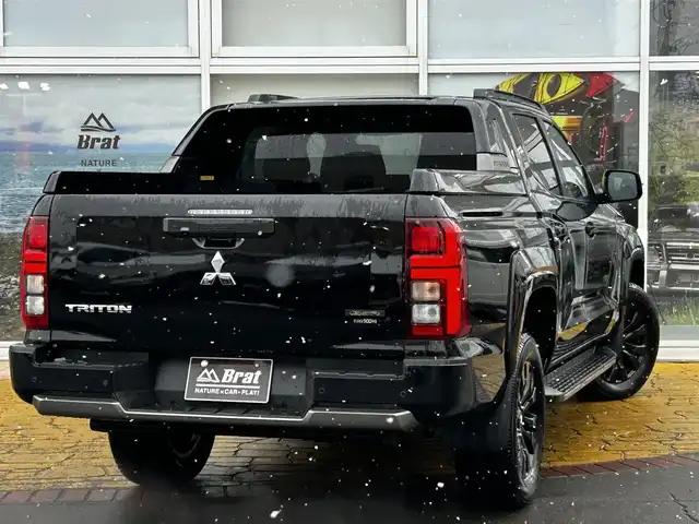 三菱 トライトン GSR 道北・旭川 2025(令7)年 0.1万km ダイヤモンドブラックマイカ ワンオーナー/純正ナビゲーション/全方位カメラ/フルセグTV/クルーズコントロール/コーナーセンサー/レザーシート/前席シートヒーター/LEDヘッドライト