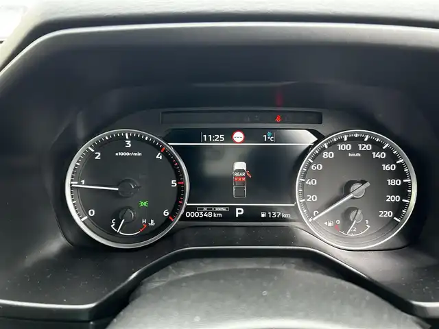 三菱 トライトン GSR 道北・旭川 2025(令7)年 0.1万km ダイヤモンドブラックマイカ ワンオーナー/純正ナビゲーション/全方位カメラ/フルセグTV/クルーズコントロール/コーナーセンサー/レザーシート/前席シートヒーター/LEDヘッドライト