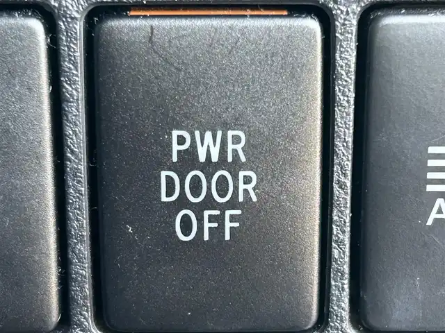 トヨタ アルファード S Cパッケージ 岡山県 2019(令1)年 8.3万km ホワイトパールクリスタルシャイン 登録時走行距離82138km/ALPINE11インチナビ/フルセグTV(AM/FM/CD/DVD/Bluetooth)/ALPINE12.8インチフリップダウンモニター/バックカメラ/両側パワースライドドア/ビルトインETC/ドライブレコーダー/パワーバックドア/トヨタセーフティセンス/・プリクラッシュセーフティ/・レーダークルーズコントロール/・オートマチックハイビーム/・レーンディバーチャーアラート/オートブレーキホールド/横滑り防止装置/本革シート/D/N席シートヒーター/D/N席ベンチレーション/ステアリングヒーター/オットマン/18インチ純正AW/純正フロアマット