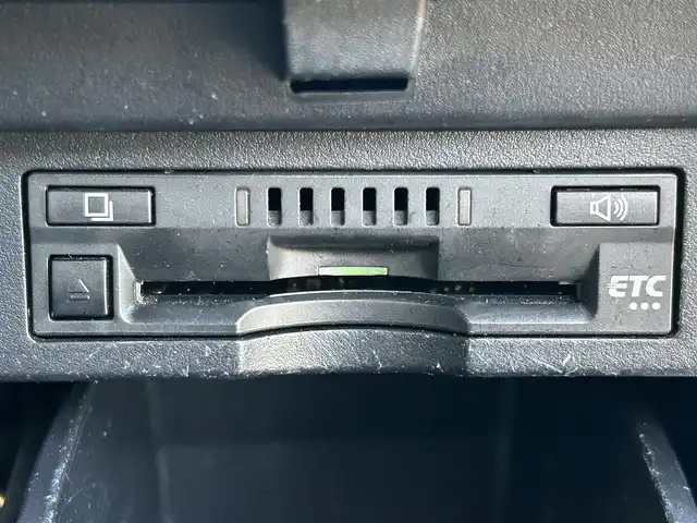 トヨタ アルファード S Cパッケージ 岡山県 2019(令1)年 8.3万km ホワイトパールクリスタルシャイン 登録時走行距離82138km/ALPINE11インチナビ/フルセグTV(AM/FM/CD/DVD/Bluetooth)/ALPINE12.8インチフリップダウンモニター/バックカメラ/両側パワースライドドア/ビルトインETC/ドライブレコーダー/パワーバックドア/トヨタセーフティセンス/・プリクラッシュセーフティ/・レーダークルーズコントロール/・オートマチックハイビーム/・レーンディバーチャーアラート/オートブレーキホールド/横滑り防止装置/本革シート/D/N席シートヒーター/D/N席ベンチレーション/ステアリングヒーター/オットマン/18インチ純正AW/純正フロアマット