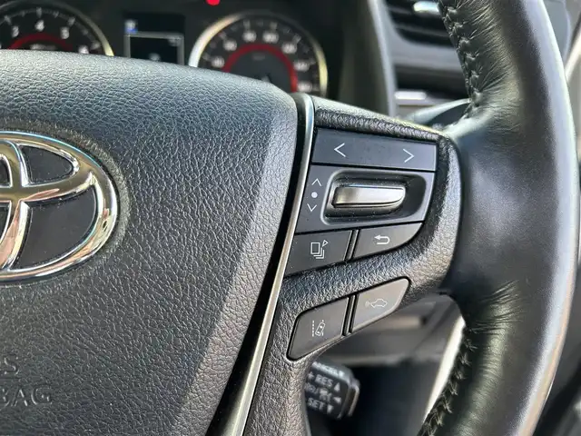 トヨタ アルファード S Cパッケージ 岡山県 2019(令1)年 8.3万km ホワイトパールクリスタルシャイン 登録時走行距離82138km/ALPINE11インチナビ/フルセグTV(AM/FM/CD/DVD/Bluetooth)/ALPINE12.8インチフリップダウンモニター/バックカメラ/両側パワースライドドア/ビルトインETC/ドライブレコーダー/パワーバックドア/トヨタセーフティセンス/・プリクラッシュセーフティ/・レーダークルーズコントロール/・オートマチックハイビーム/・レーンディバーチャーアラート/オートブレーキホールド/横滑り防止装置/本革シート/D/N席シートヒーター/D/N席ベンチレーション/ステアリングヒーター/オットマン/18インチ純正AW/純正フロアマット