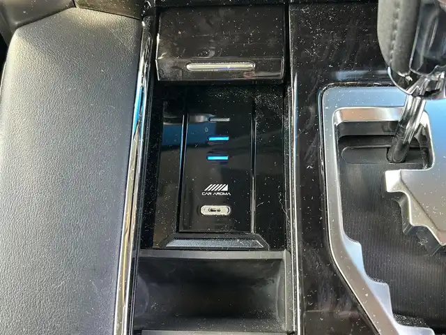 トヨタ アルファード S Cパッケージ 岡山県 2019(令1)年 8.3万km ホワイトパールクリスタルシャイン 登録時走行距離82138km/ALPINE11インチナビ/フルセグTV(AM/FM/CD/DVD/Bluetooth)/ALPINE12.8インチフリップダウンモニター/バックカメラ/両側パワースライドドア/ビルトインETC/ドライブレコーダー/パワーバックドア/トヨタセーフティセンス/・プリクラッシュセーフティ/・レーダークルーズコントロール/・オートマチックハイビーム/・レーンディバーチャーアラート/オートブレーキホールド/横滑り防止装置/本革シート/D/N席シートヒーター/D/N席ベンチレーション/ステアリングヒーター/オットマン/18インチ純正AW/純正フロアマット