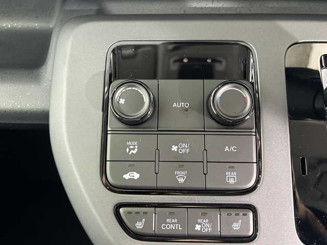 ホンダ フリード ハイブリット e:HEV クロスター 佐賀県 2025(令7)年 0.1千km メテオロイドグレーメタリック 登録済み未使用車/純正9インチナビ/フルセグTV/Bluetooth/Carplay/衝突被害軽減システム/レーダークルーズコントロール/レーンアシスト/ブラインドスポットモニター/先行車発進告知機能/標識認識機能/コーナーセンサー/横滑り防止装置/オートライト/オートマチックハイビーム/LEDヘッドライト/LEDフォグライト/電子パーキングブレーキ/ブレーキホールド/両側パワースライドドア/後席サンシェード/ハーフレザーシート/ISOFIX対応/運転席・助手席シートヒーター/後席サーキュレーター/ルーフレール/純正15インチアルミホイール/スマートキー×２