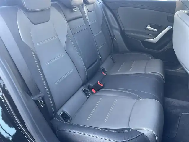 メルセデス・ベンツ Ａ２５０ 4MATIC AMGライン 静岡県 2019(令1)年 3.5万km コスモスブラック レザーエクスクルーシブパッケージ/パノラマサンルーフ/アドバンスドパッケージ/グレーコンビレザーシート　シートヒーター/前席メモリーパワーシート/MBUXナビフルセグTVBluetooth/全方位カメラ/ヘッドアップディスプレイ/ドライブレコーダー/ワイヤレス充電/アンビエントライト/DSRCETC