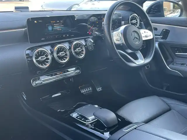 メルセデス・ベンツ Ａ２５０ 4MATIC AMGライン 静岡県 2019(令1)年 3.5万km コスモスブラック レザーエクスクルーシブパッケージ/パノラマサンルーフ/アドバンスドパッケージ/グレーコンビレザーシート　シートヒーター/前席メモリーパワーシート/MBUXナビフルセグTVBluetooth/全方位カメラ/ヘッドアップディスプレイ/ドライブレコーダー/ワイヤレス充電/アンビエントライト/DSRCETC