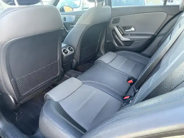 メルセデス・ベンツ Ａ２５０ 4MATIC AMGライン 静岡県 2019(令1)年 3.5万km コスモスブラック レザーエクスクルーシブパッケージ/パノラマサンルーフ/アドバンスドパッケージ/グレーコンビレザーシート　シートヒーター/前席メモリーパワーシート/MBUXナビフルセグTVBluetooth/全方位カメラ/ヘッドアップディスプレイ/ドライブレコーダー/ワイヤレス充電/アンビエントライト/DSRCETC