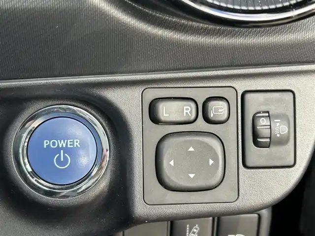 トヨタ アクア S スタイルブラック 宮城県 2018(平30)年 3.3万km ダークブルーマイカ ビューティパッケージ/・ナノイー/・シートヒーター（運転席/助手席）/＝＝＝/セーフティセンス/・プリクラッシュセーフティ/・レーンディパーチャーアラート/・オートマチックハイビーム/・先行車発進告知機能/・インテリジェントクリアランスソナー（パーキングサポートブレーキ機能付）/社外ナビ（AVN-D8W）/・CD/DVD/・Bluetooth/・フルセグTV/バックカメラ/ETC/ドライブレコーダー/オートライト/スマートキー＆プッシュスタート/電動格納ミラー/純正フロアマット/ドアバイザー/Wエアバッグ