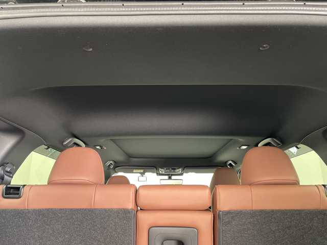 三菱 アウトランダー ＰＨＥＶ P エグゼクティブパッケージ 群馬県 2025(令7)年 0.5万km ブラックダイヤモンド パノラマルーフ　純正１２．３型ナビ　全周囲カメラ　ダイナミックサウンドＹＡＭＡＨＡアルティメット　マイパイロット　電子ミラー　ワイヤレス充電器　ETC　ドラレコ　レザーシート　シートヒーター　禁煙車