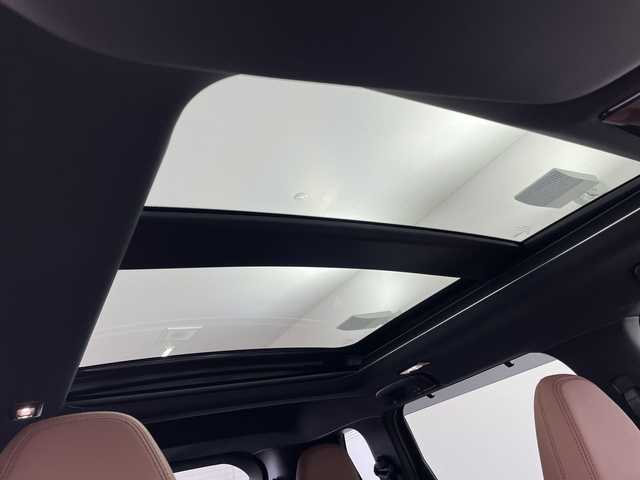 三菱 アウトランダー ＰＨＥＶ P エグゼクティブパッケージ 群馬県 2025(令7)年 0.5万km ブラックダイヤモンド パノラマルーフ　純正１２．３型ナビ　全周囲カメラ　ダイナミックサウンドＹＡＭＡＨＡアルティメット　マイパイロット　電子ミラー　ワイヤレス充電器　ETC　ドラレコ　レザーシート　シートヒーター　禁煙車