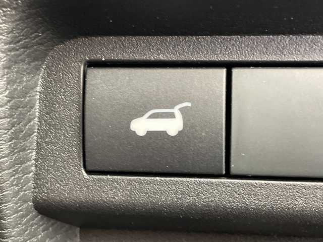 三菱 アウトランダー ＰＨＥＶ P エグゼクティブパッケージ 群馬県 2025(令7)年 0.5万km ブラックダイヤモンド パノラマルーフ　純正１２．３型ナビ　全周囲カメラ　ダイナミックサウンドＹＡＭＡＨＡアルティメット　マイパイロット　電子ミラー　ワイヤレス充電器　ETC　ドラレコ　レザーシート　シートヒーター　禁煙車