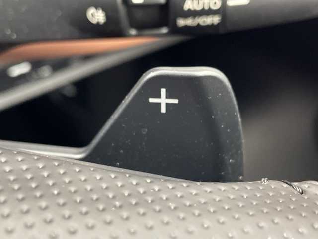 三菱 アウトランダー ＰＨＥＶ P エグゼクティブパッケージ 群馬県 2025(令7)年 0.5万km ブラックダイヤモンド パノラマルーフ　純正１２．３型ナビ　全周囲カメラ　ダイナミックサウンドＹＡＭＡＨＡアルティメット　マイパイロット　電子ミラー　ワイヤレス充電器　ETC　ドラレコ　レザーシート　シートヒーター　禁煙車