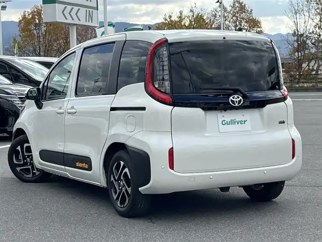 トヨタ シエンタ ハイブリッド Z 奈良県 2022(令4)年 4.9万km ホワイトパールクリスタルシャイン 純正10.5インチディスプレイオーディオ/（フルセグ/BT/AppleCarPlay/AndroidAuto)/レーダークルーズコントロール/アラウンドビューモニター/ブラインドスポットモニター/前後コーナーセンサー/プリクラッシュセーフティ/レーンキープアシスト/パーキングアシスト/両側パワースライドドア/前席シートヒーター/ステアリングヒーター/後席サンシェード/LEDヘッドライト/ETC/純正15インチAW/保証書/スペアキーX1