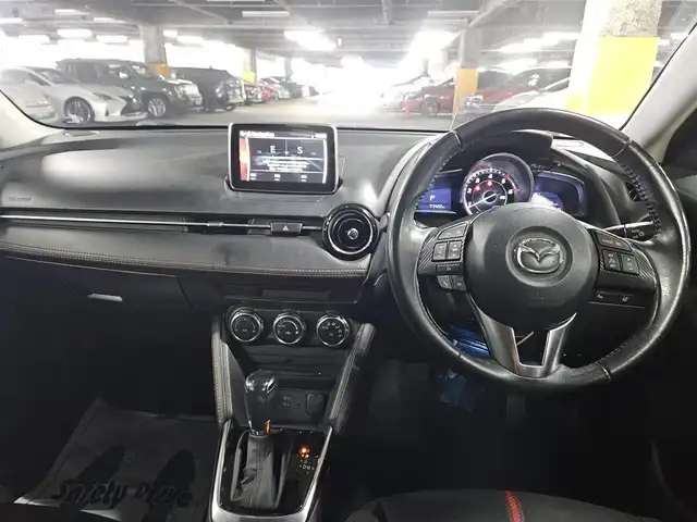 マツダ デミオ XD ツーリング 福岡県 2015(平27)年 7.8万km ソウルレッドプレミアムメタリック 純正ナビ/フルセグTV/バックカメラ/クルーズコントロール/前後パーキングセンサー/衝突被害軽減ブレーキ/前後誤発進抑制機能/ヘッドアップディスプレイ/LEDヘッドランプ/オートライト/オートエアコン/革巻きステアリング/パドルシフト/純正16インチアルミホイール/スマートキー/プッシュエンジンスタート/禁煙車