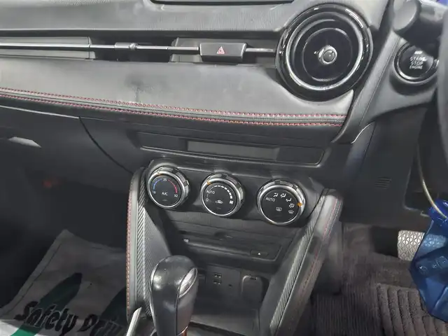 マツダ デミオ XD ツーリング 福岡県 2015(平27)年 7.8万km ソウルレッドプレミアムメタリック 純正ナビ/フルセグTV/バックカメラ/クルーズコントロール/前後パーキングセンサー/衝突被害軽減ブレーキ/前後誤発進抑制機能/ヘッドアップディスプレイ/LEDヘッドランプ/オートライト/オートエアコン/革巻きステアリング/パドルシフト/純正16インチアルミホイール/スマートキー/プッシュエンジンスタート/禁煙車