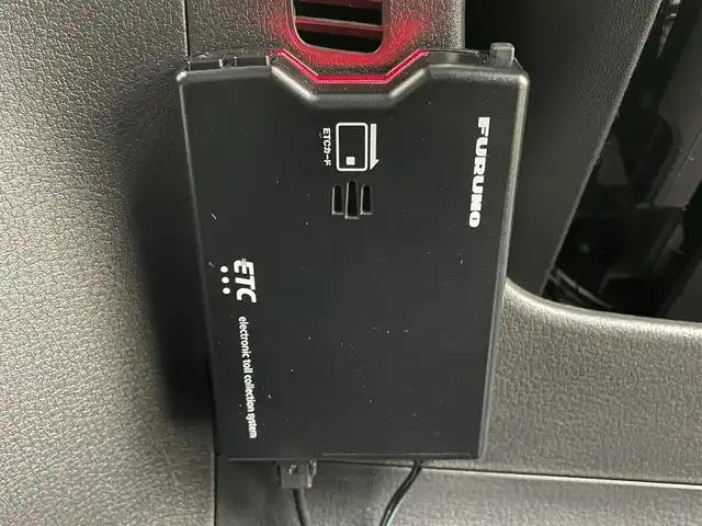 マツダ ＣＸ－３０ XD プロアクティブ 岡山県 2023(令5)年 2万km スノーフレイクホワイトパールマイカ 純正10.25インチディスプレイオーディオ/(Bluetooth/USB/Carplay/フルセグTV/HDMI)/全方位カメラ/ワイヤレス充電/電動リアゲート/パドルシフト/ヘッドアップディスプレイ/コーナーセンサー(前後)/オートハイビーム/LEDヘッドライト/レーンアシスト/アイドリングストップ/オートブレーキホールド/スマートキー(1本)/社外ドライブレコーダー(前)/社外フロアマット/純正18インチアルミホイール