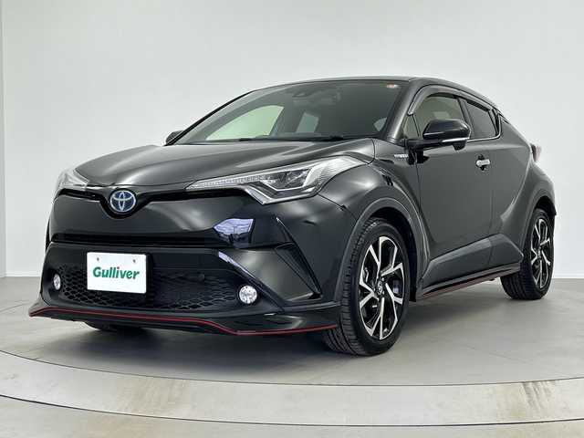 トヨタ Ｃ－ＨＲ G LEDエディション 奈良県 2018(平30)年 1.3万km ブラックマイカ 純正エアロ/アルパイン９インチナビ（X9Z）/Bluetooth/バックカメラ/フルセグTV/CD/DVD /HDMI/トヨタセーフティセンス/ブラインドスポットモニター/レーンキープアシスト/リヤクロストラフィックアラート/ドライブレコーダー（セルスター）/LEDヘッドライト/LEDフォグランプ/ハーフレザーシート/シートヒーター/クリアランスソナー/ナノイー/TVキット/純正マット
