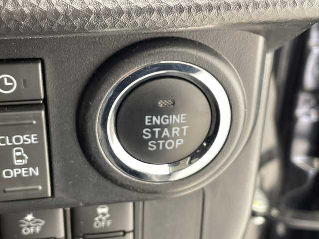 トヨタ ルーミー カスタムG－T 千葉県 2021(令3)年 6.1万km ブラックマイカメタリック SD純正ナビ【AM/FM/BT/CD/DVD】/両側パワースライドドア/オートホールド/アラウンドビューモニター/プリクラッシュセーフティ/横滑り防止装置/ドライブレコーダー【前後】/レーダークルーズコントロール追従機能有/シートヒーター【運転席側+助手席側】/ビルトインETC/スペアキー×1