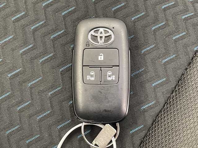 トヨタ ルーミー カスタムG－T 千葉県 2021(令3)年 6.1万km ブラックマイカメタリック SD純正ナビ【AM/FM/BT/CD/DVD】/両側パワースライドドア/オートホールド/アラウンドビューモニター/プリクラッシュセーフティ/横滑り防止装置/ドライブレコーダー【前後】/レーダークルーズコントロール追従機能有/シートヒーター【運転席側+助手席側】/ビルトインETC/スペアキー×1