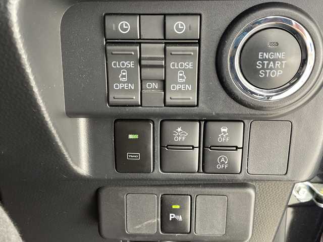 トヨタ ルーミー カスタムG－T 千葉県 2021(令3)年 6.1万km ブラックマイカメタリック SD純正ナビ【AM/FM/BT/CD/DVD】/両側パワースライドドア/オートホールド/アラウンドビューモニター/プリクラッシュセーフティ/横滑り防止装置/ドライブレコーダー【前後】/レーダークルーズコントロール追従機能有/シートヒーター【運転席側+助手席側】/ビルトインETC/スペアキー×1