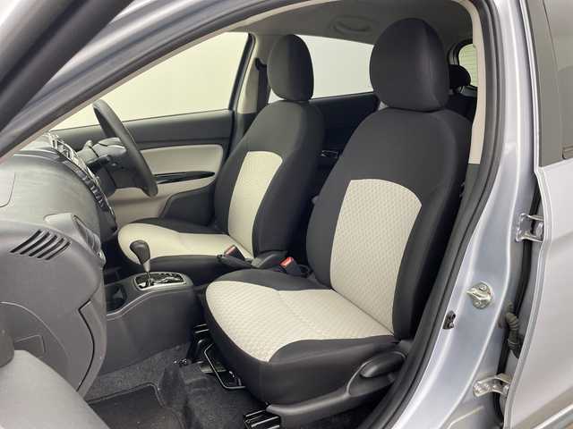 三菱 ミラージュ M 兵庫県 2018(平30)年 1.8万km クールシルバーメタリック ・前方ドライブレコーダー/・AM・FM・CD・オーディオ/・アイドリングストップ/・衝突軽減ブレーキ/・ETC/・プッシュスタート/・スマートキー/・ヘッドライトレベライザー/・電動格納ミラー/・オートエアコン/・取扱説明書