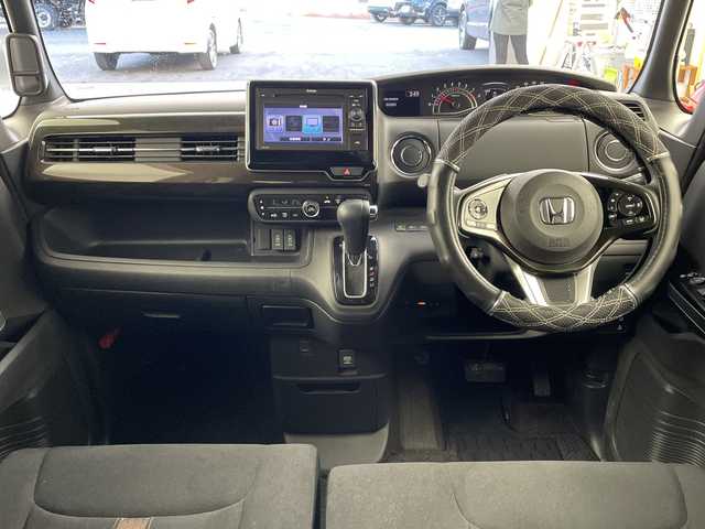 ホンダ Ｎ ＢＯＸ カスタム G L ホンダセンシング 兵庫県 2017(平29)年 3.5万km クリスタルブラックパール ・純正ディスプレイオーディオ/・CD/USB/TV/Bluetooth/・バックカメラ/・ホンダセンシング/・衝突軽減ブレーキ/・アダプティブクルーズコントロール/・オートハイビーム/・先行車発進告知/・路外逸脱抑制システム/・レーンキープアシストシステム/・標識認識機能/・誤発進抑制機能/・片側パワースライドドア/・ステアリングスイッチ/・フロアマット/・2列目サンシェード/・コンソールBOX（天張り）/・LEDヘッドライト/・フォグランプ/・純正アルミホイールタイヤ/・ビルトインETC/・スマートキー/・スペアキー