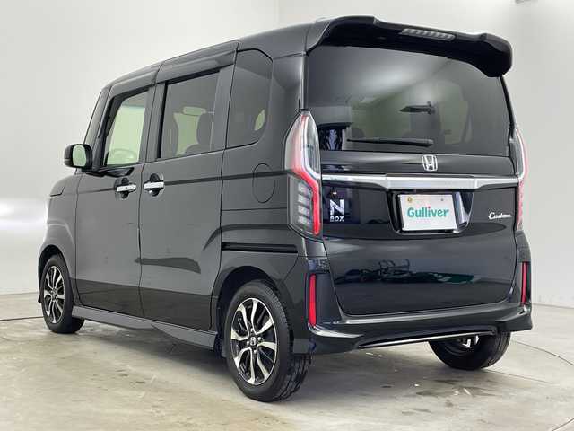 ホンダ Ｎ ＢＯＸ カスタム G L ホンダセンシング 兵庫県 2017(平29)年 3.5万km クリスタルブラックパール ・純正ディスプレイオーディオ/・CD/USB/TV/Bluetooth/・バックカメラ/・ホンダセンシング/・衝突軽減ブレーキ/・アダプティブクルーズコントロール/・オートハイビーム/・先行車発進告知/・路外逸脱抑制システム/・レーンキープアシストシステム/・標識認識機能/・誤発進抑制機能/・片側パワースライドドア/・ステアリングスイッチ/・フロアマット/・2列目サンシェード/・コンソールBOX（天張り）/・LEDヘッドライト/・フォグランプ/・純正アルミホイールタイヤ/・ビルトインETC/・スマートキー/・スペアキー