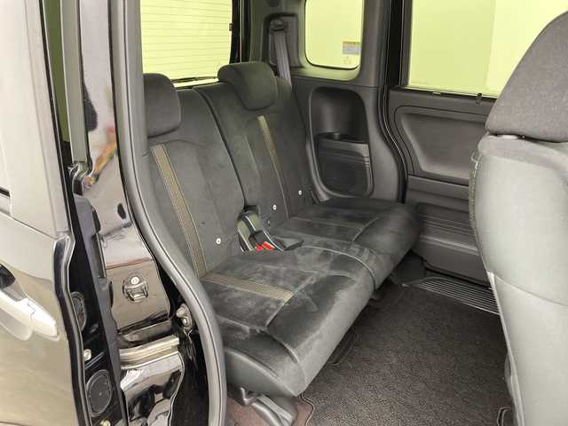 ホンダ Ｎ ＢＯＸ カスタム G L ホンダセンシング 兵庫県 2017(平29)年 3.5万km クリスタルブラックパール ・純正ディスプレイオーディオ/・CD/USB/TV/Bluetooth/・バックカメラ/・ホンダセンシング/・衝突軽減ブレーキ/・アダプティブクルーズコントロール/・オートハイビーム/・先行車発進告知/・路外逸脱抑制システム/・レーンキープアシストシステム/・標識認識機能/・誤発進抑制機能/・片側パワースライドドア/・ステアリングスイッチ/・フロアマット/・2列目サンシェード/・コンソールBOX（天張り）/・LEDヘッドライト/・フォグランプ/・純正アルミホイールタイヤ/・ビルトインETC/・スマートキー/・スペアキー